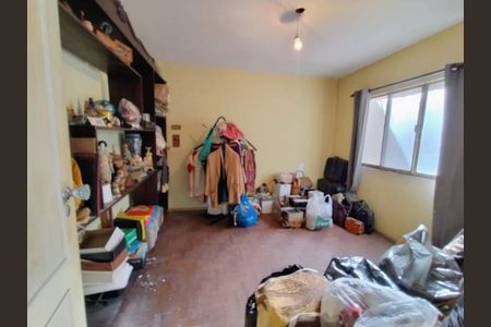 Casa à venda com 81m², 5 quartos e 2 vagas