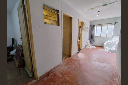 Casa à venda com 81m², 5 quartos e 2 vagas