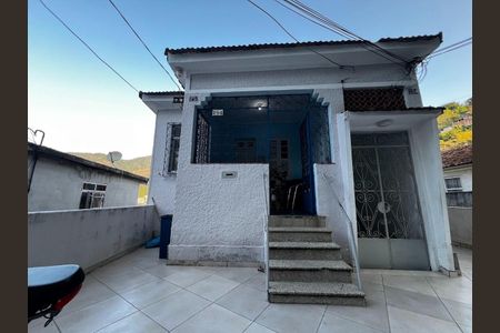 Apartamento à venda com 103m², 3 quartos e sem vaga Apartamento à venda com 103m², 3 quartos e sem vagaFachada