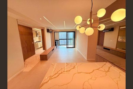 Apartamento à venda com 106m², 3 quartos e sem vaga