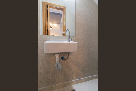 Casa de condomínio à venda com 60m², 2 quartos e 1 vaga Casa de condomínio à venda com 60m², 2 quartos e 1 vagaLavabo