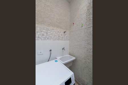 Casa de condomínio à venda com 60m², 2 quartos e 1 vaga Casa de condomínio à venda com 60m², 2 quartos e 1 vagaÁrea de Serviço