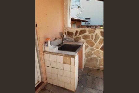 Casa à venda com 99m², 3 quartos e 2 vagas Casa à venda com 99m², 3 quartos e 2 vagasÁrea de Serviço