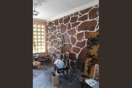 Casa à venda com 99m², 3 quartos e 2 vagas Casa à venda com 99m², 3 quartos e 2 vagasSala