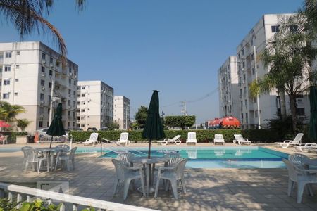 Apartamento à venda com 52m², 2 quartos e sem vagaÁrea comum - Piscina