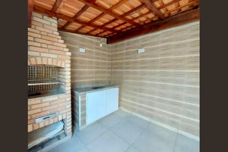 Casa à venda com 219m², 3 quartos e 5 vagas Casa à venda com 219m², 3 quartos e 5 vagasFoto 05