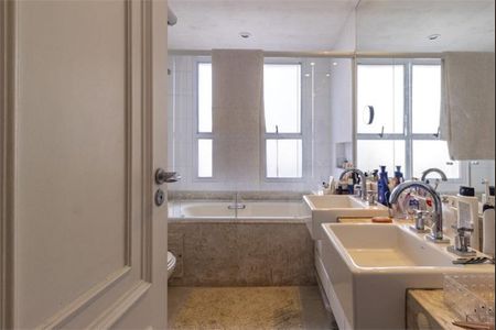 Apartamento à venda com 250m², 4 quartos e 5 vagasFoto 30