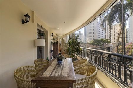 Apartamento à venda com 250m², 4 quartos e 5 vagasFoto 05