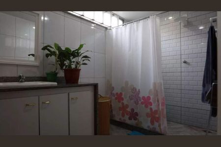 Casa à venda com 180m², 3 quartos e sem vaga