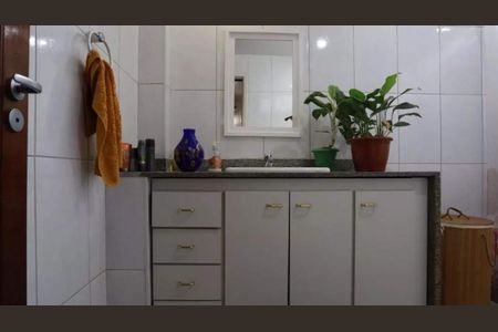 Casa à venda com 180m², 3 quartos e sem vaga