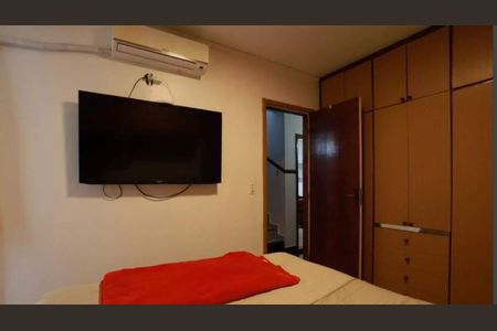 Casa à venda com 180m², 3 quartos e sem vaga