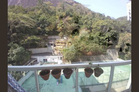 Apartamento à venda com 110m², 2 quartos e 1 vaga