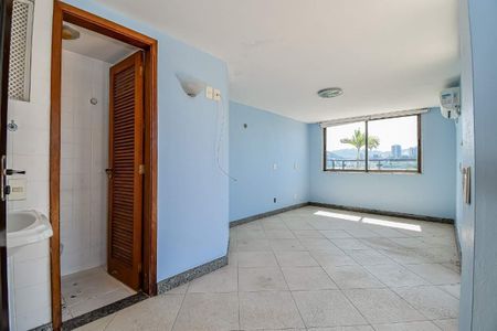 Casa à venda com 200m², 4 quartos e 1 vaga