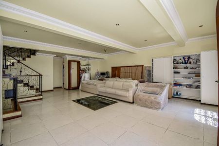 Casa à venda com 200m², 4 quartos e 1 vaga