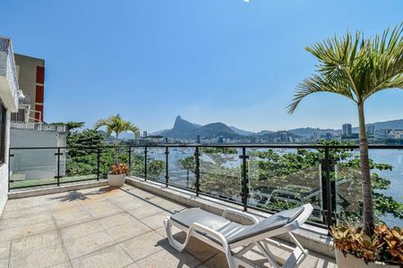 Casa à venda com 200m², 4 quartos e 1 vaga