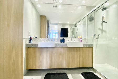 Apartamento à venda com 139m², 2 quartos e 1 vagaBanheiro Suíte 2