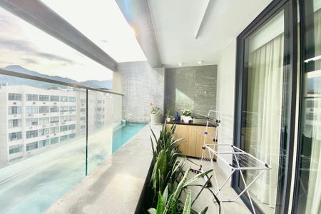 Apartamento à venda com 139m², 2 quartos e 1 vagaVaranda