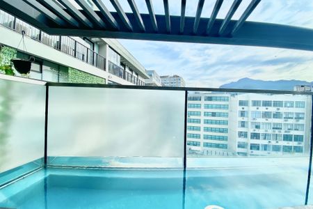 Apartamento à venda com 139m², 2 quartos e 1 vagaVaranda