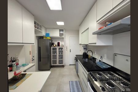 Apartamento à venda com 86m², 3 quartos e 3 vagas Apartamento à venda com 86m², 3 quartos e 3 vagasCozinha