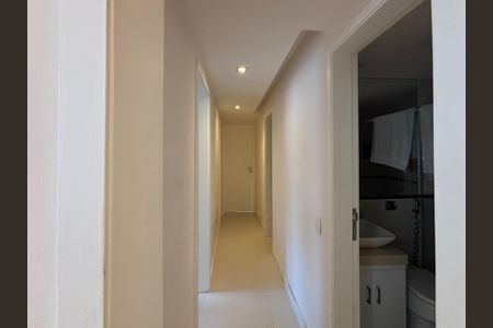 Apartamento à venda com 86m², 3 quartos e 3 vagas Apartamento à venda com 86m², 3 quartos e 3 vagasCorredor