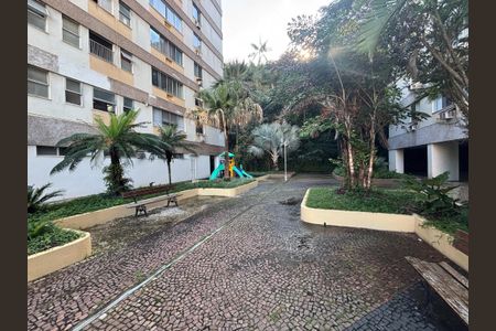 Apartamento à venda com 86m², 3 quartos e 3 vagas Apartamento à venda com 86m², 3 quartos e 3 vagasÁrea comum