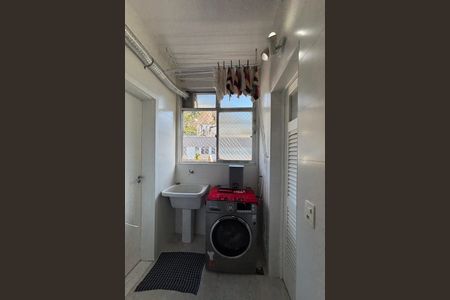 Apartamento à venda com 86m², 3 quartos e 3 vagas Apartamento à venda com 86m², 3 quartos e 3 vagasÁrea de Serviço