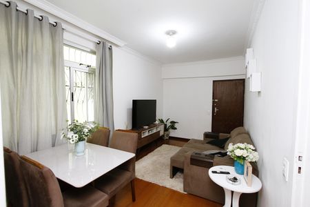 Sala de apartamento à venda com 3 quartos, 85m² em João Pinheiro, Belo Horizonte