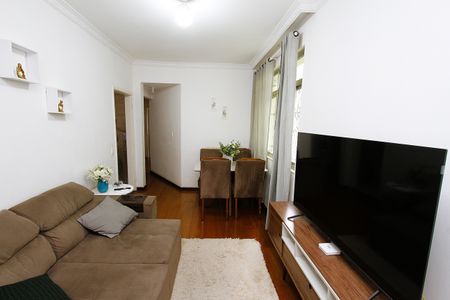 Sala de apartamento à venda com 3 quartos, 85m² em João Pinheiro, Belo Horizonte