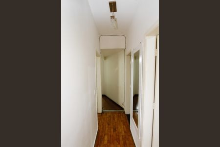 Corredor de apartamento à venda com 3 quartos, 85m² em João Pinheiro, Belo Horizonte