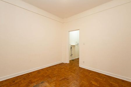 Apartamento à venda com 55m², 1 quarto e sem vagaSala