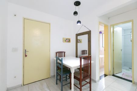 Apartamento à venda com 35m², 1 quarto e sem vaga Apartamento à venda com 35m², 1 quarto e sem vagaSala