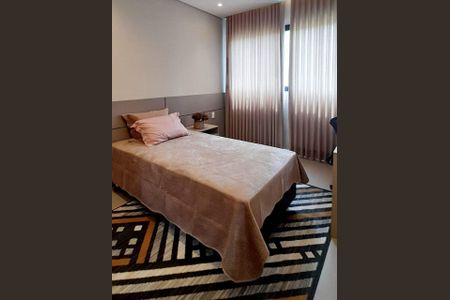 Casa de condomínio para alugar com 208m², 3 quartos e 2 vagas