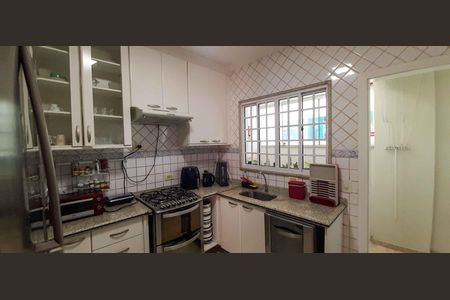 Apartamento à venda com 90m², 3 quartos e 2 vagasCozinha