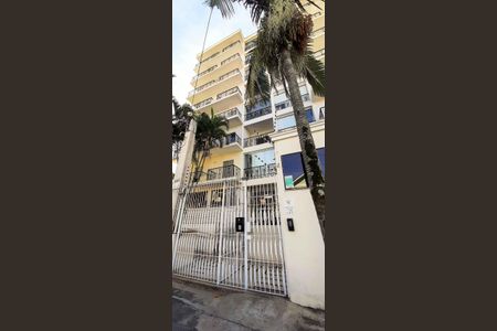 Apartamento à venda com 90m², 3 quartos e 2 vagasFachada