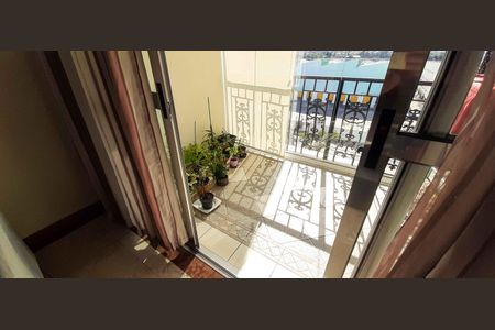 Apartamento à venda com 90m², 3 quartos e 2 vagasSacada