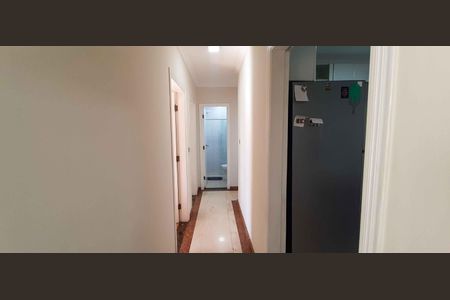 Apartamento à venda com 90m², 3 quartos e 2 vagasCorredor