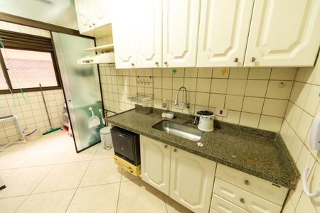 Apartamento à venda com 75m², 3 quartos e 1 vagaCozinha