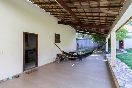 Casa à venda com 193m², 3 quartos e 3 vagasÁrea Externa