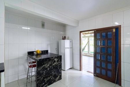 Casa à venda com 193m², 3 quartos e 3 vagasCozinha