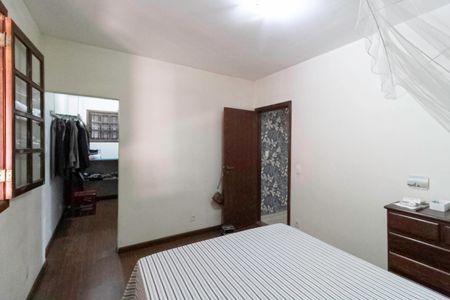 Casa à venda com 193m², 3 quartos e 3 vagasSuíte