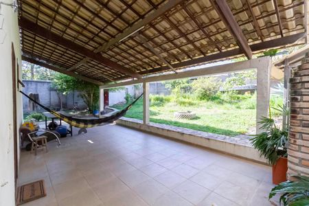 Casa à venda com 193m², 3 quartos e 3 vagasÁrea Externa