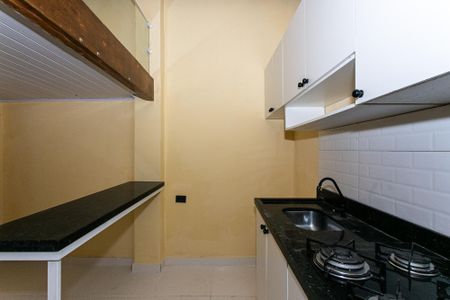 Cozinha de casa de condomínio para alugar com 1 quarto, 22m² em Penha de França, São Paulo