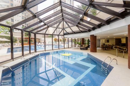 Apartamento à venda com 130m², 3 quartos e 2 vagasPiscina Coberta