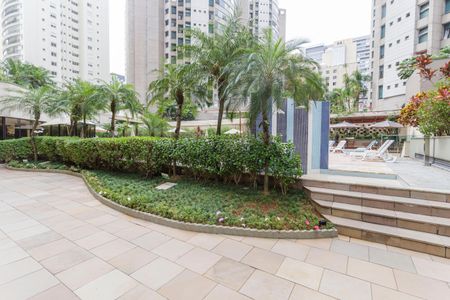 Apartamento à venda com 130m², 3 quartos e 2 vagasÁrea comum - Piscina