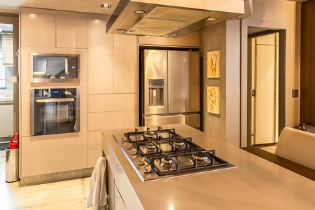 Apartamento à venda com 130m², 3 quartos e 2 vagasCozinha