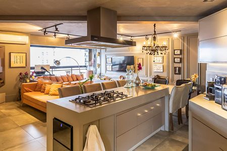 Apartamento à venda com 130m², 3 quartos e 2 vagasCozinha