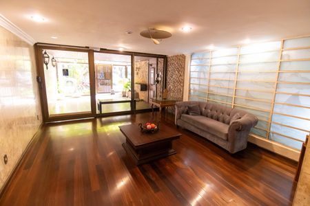 Apartamento à venda com 184m², 4 quartos e 1 vagaPortaria