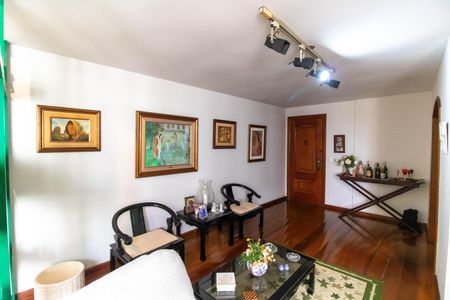 Apartamento à venda com 184m², 4 quartos e 1 vagaSala