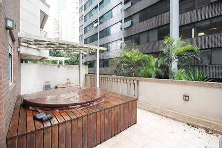 Apartamento para alugar com 102m², 2 quartos e 1 vagaVaranda