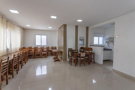Apartamento à venda com 58m², 3 quartos e 1 vaga Apartamento à venda com 58m², 3 quartos e 1 vagaÁrea comum - Salão de festas